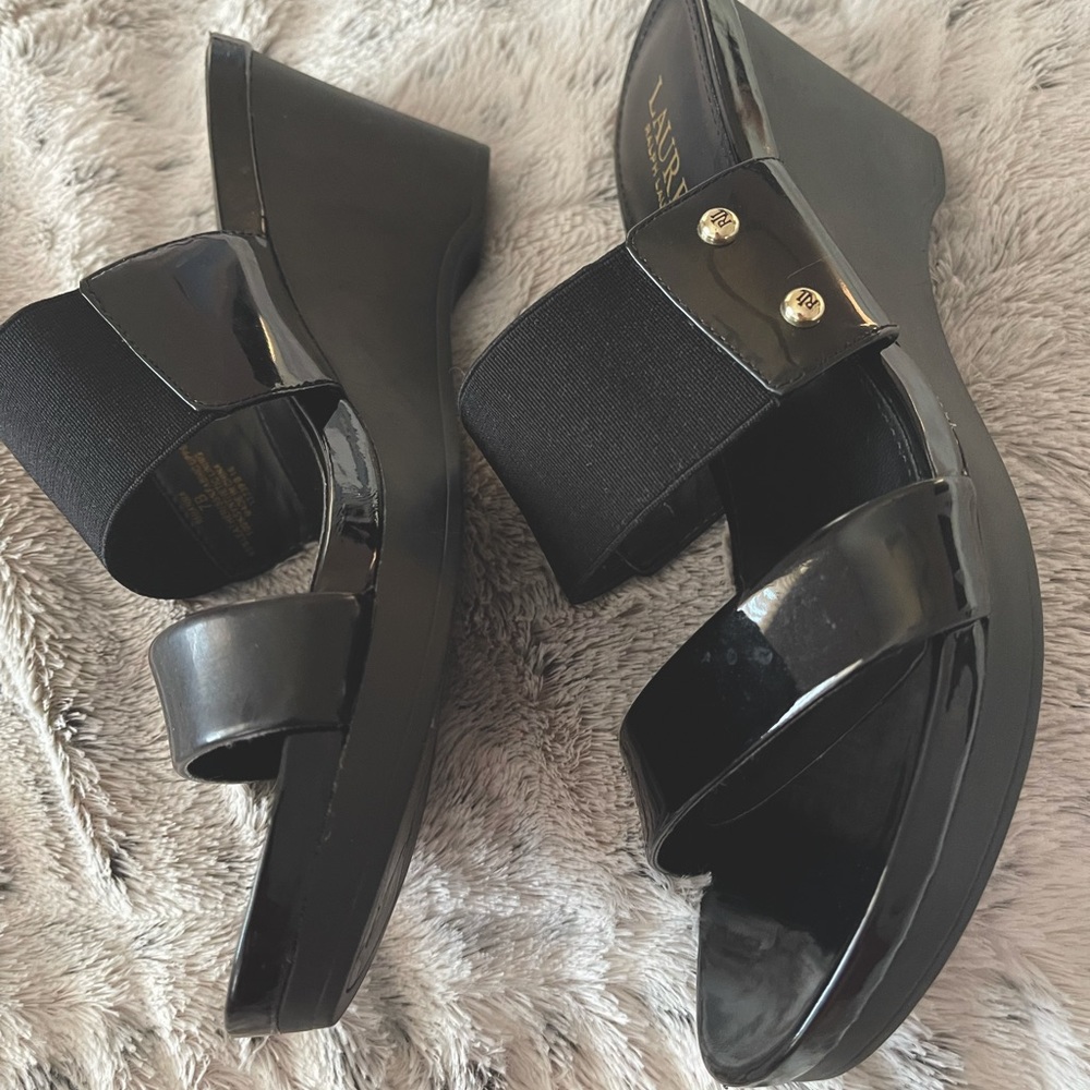 LAUREN RALPH LAUREN LRL SLIP ON SANDAL WEDGE